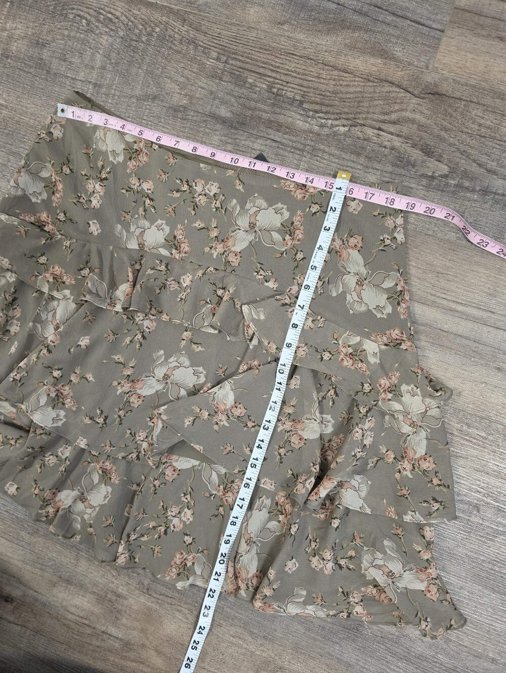 Lauren Ralph Lauren Tiered Floral Crinkle Skirt Georgette Taupe SIZE 16 Ret $145 - Picture 9 of 12